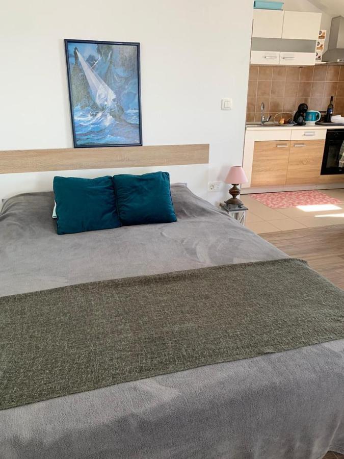 Penthouse Prvic Luka Daire Dış mekan fotoğraf